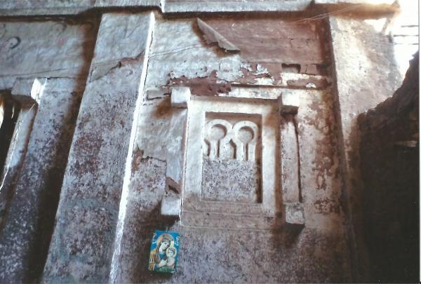 Lalibela - jedna od crkava izgrađena od jednog vulkanskog kamena