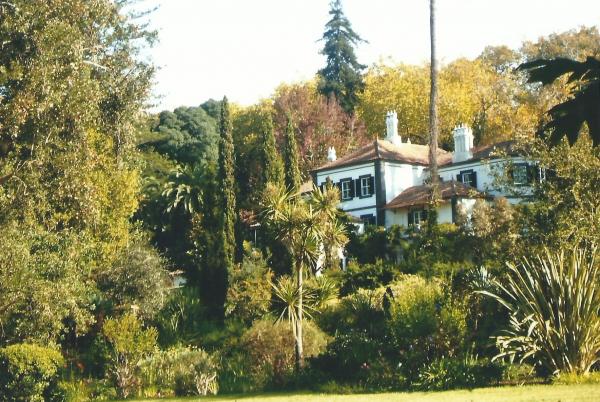 Rezidencija Blendyjevih sa 18 soba u Botaničkom vrtu