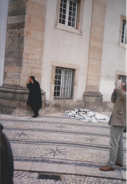 Coimbra-student u togi i mozaik na pločniku