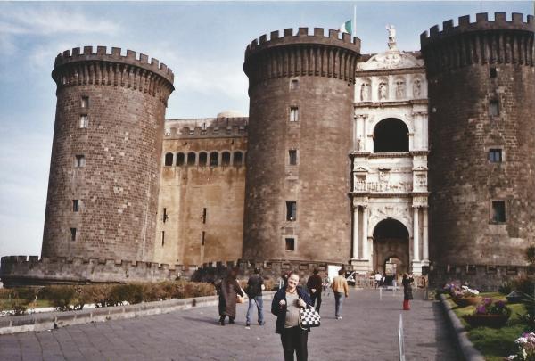Napolli-ulaz u kraljevsku tvrđavu -Maschio Augiono